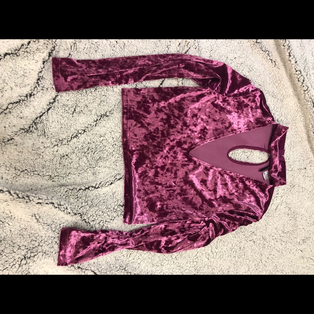 Crushed velvet H&M v-neck crop top